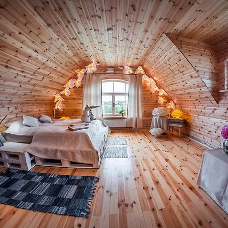 Handmade Latgola - Vairak Ka Vienkarsi "Naktsmitne" Līvāni Exterior foto
