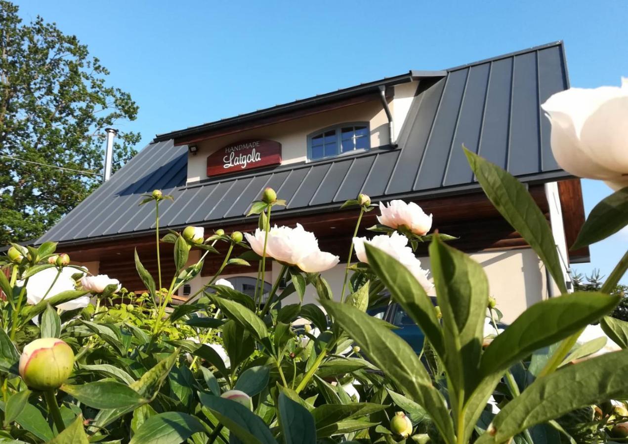 Handmade Latgola - Vairak Ka Vienkarsi "Naktsmitne" Līvāni Exterior foto